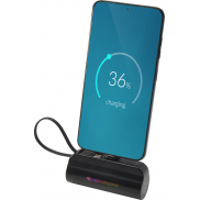 Alnair powerbank o pojemności 5000 mAh i mocy 10 W, wykonany z tworzyw sztucznych pochodzących z recyklingu, z wbudowaną pods, c