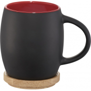 Ceramiczny kubek Hearth z drewnianym wiekiem/spodeczkiem, czarny, czerwony