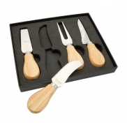 Zestaw noży do serów